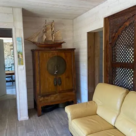Holiday home Maison Avec Piscine Interieure Chauffee,sauna, Et Billard