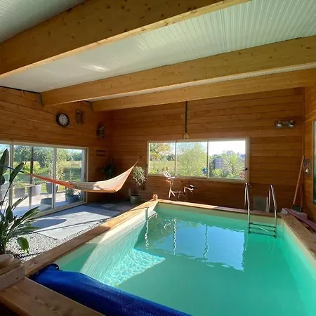 度假居 Maison Avec Piscine Interieure Chauffee,sauna, Et Billard *